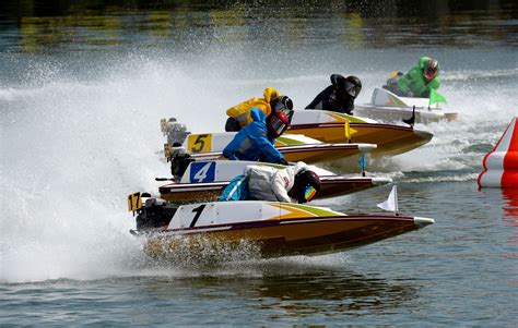 はじめてのボートレースとこなめ体感ツアー～ボートレースの楽しみ方レクチャーからピット見学、レース観戦まで～ 大ナゴヤツアーズ Dai