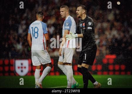 Martin Dubravka Aus Der Slowakei W Hrend Der Uefa Euro Slowakei