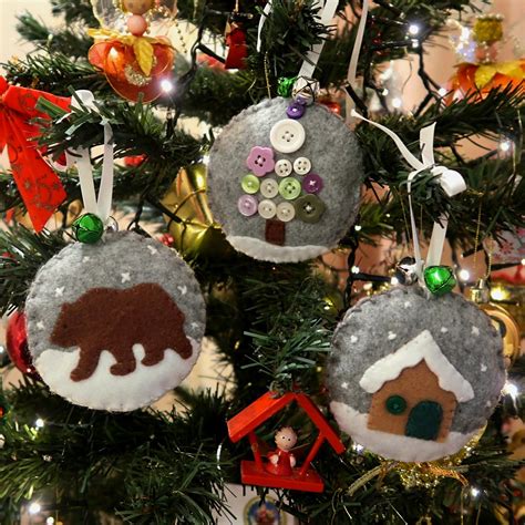 Felt Christmas Baubles — How to Make - Bright Ideas Crafts