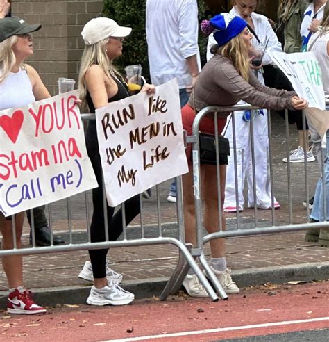 Nyc Marathon Signs