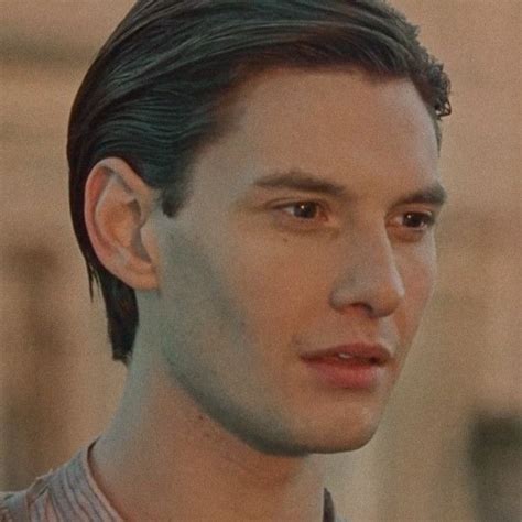 Pin By Gail N Mode On Ben Barnes British Actor Singer Songwriter