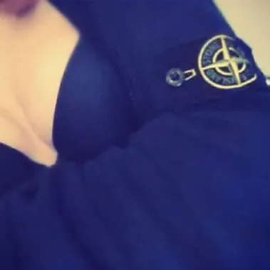 Teasing Her Pussy British Amateur Amateur Porn XHamster