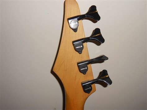 Samick Bass