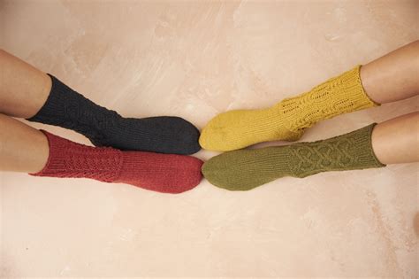 Socken stricken für Anfänger Anleitung mit Rundstricknadel