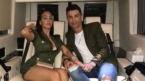 Este Es El Dineral Que Cristiano Ronaldo Le Paga Cada Mes A Georgina