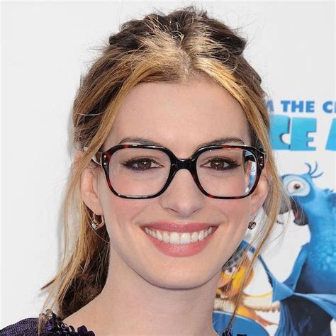 Anne Hathaway At The Premiere Of Rio In Glasses Mischa Barton