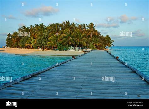 Vilamendhoo Maldives A Tropical Island In The Indian Ocean Stock Photo