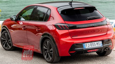 Será este el nuevo restyling del Peugeot 208 Parabrisas