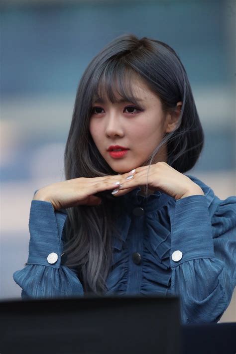 Yoohyeon Dreamcatcher