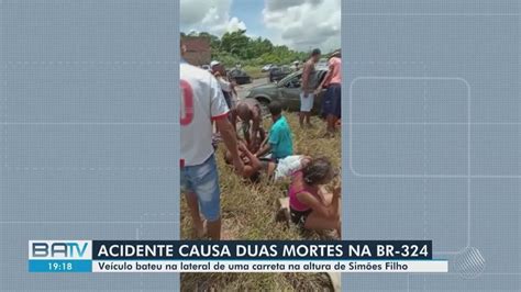 Batida Entre Carro E Carreta Mata Duas Pessoas E Deixa Quatro Feridas