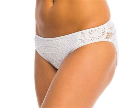 NWT Kenneth Cole White Suns Out Crochet Hipster Bikini Swimsuit Bottom