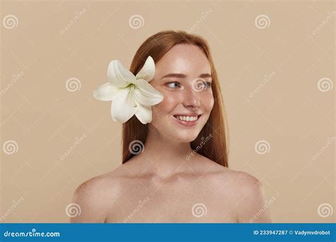 Redhead Girl With Naked Shoulders Hold Lily Flower Stock Image Image