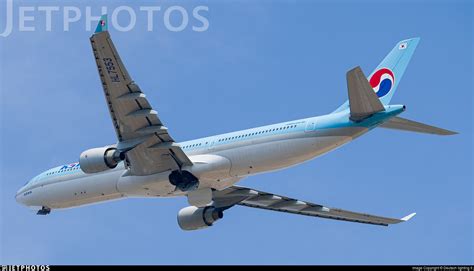 HL7553 Airbus A330 323 Korean Air Deutsch Lighting II JetPhotos