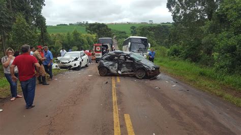 Acidente Entre Dois Carros Mata Uma Pessoa E Fere Outra No Oeste Do