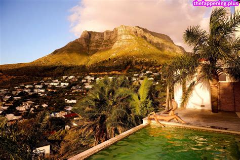 Tanja Lanäus tanja lanaeus tanjasfeetandmore Nude OnlyFans Photo 16 The Fappening Plus