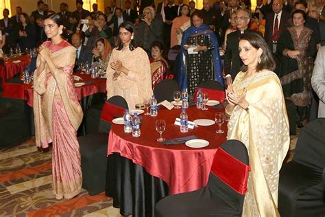 deepika padukone with her family at an award function where her father ...