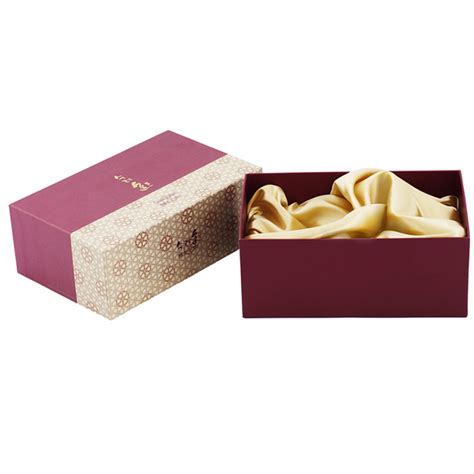 Satin Lined Gift Box Satin Lined Cosmetics Gift Box Cosmetics