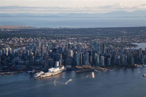 Premium Photo | Aerial view of downtown vancouver