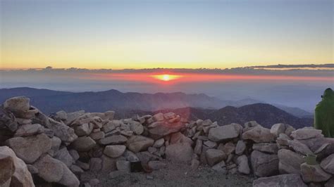 Sunrise at San Gorgonio Summit (11,503 ft) : hiking