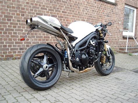 Umgebautes Motorrad Triumph Speed Triple Von Q Bike Technik Gmbh