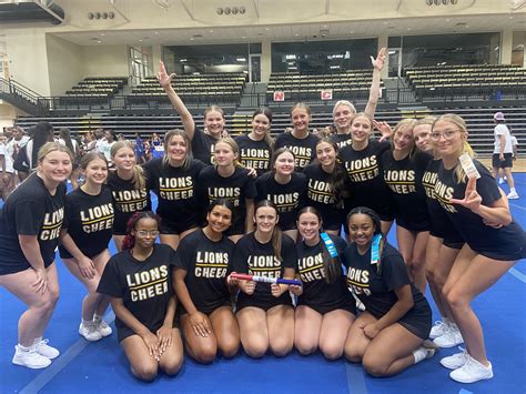 The board will soon vote on a Fort Zumwalt district calendar fix 19