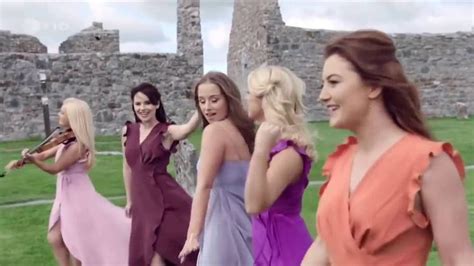 Oonagh Mit Celtic Woman • Tír Na NÓg Mit Untertiteln Santiano In Irland Celtic Woman