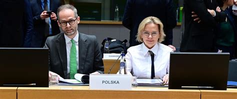 Minister Anna Moskwa Polska Przeciw Zakazowi Rejestracji Pojazd W