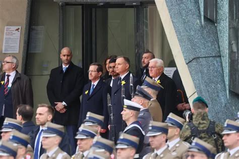 Prezydenci oddali hołd bohaterom getta warszawskiego