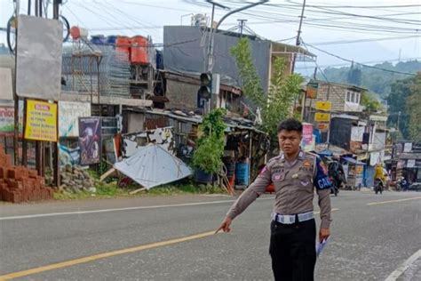 Anggota Tagana Kota Bogor Tewas Kecelakaan Saat One Way Di Puncak