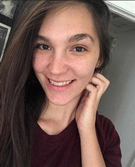 Holly Michaels Age, Career, Boyfriend & Net Worth 2025