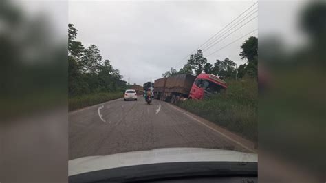 Carreta Sai Da Pista E Quase Tomba Na Br Em Marab Portal Debate