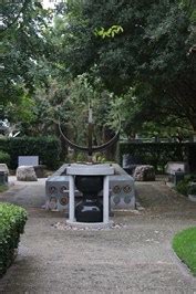 Hourglass -- Sparkman-Hillcrest Cemetery, Dallas TX - Hourglass on ...