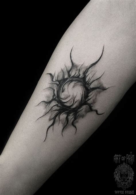 Circle Tattoos Sun Tattoos Black Ink Tattoos Body Art Tattoos Cool