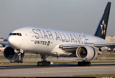 Boeing 777 222 Er Star Alliance United Airlines Aviation Photo 2366405