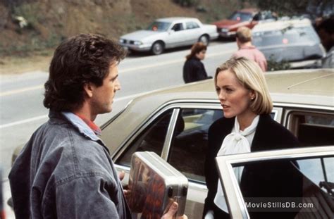 Lethal Weapon 2 Publicity Still Of Patsy Kensit And Mel Gibson