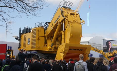 Komatsu Debuts 36 Ton Hybrid Excavator At Bauma 2016 2016 04 18 Enr