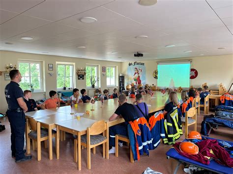 Berufsfeuerwehrtag Der Jugendfeuerwehr