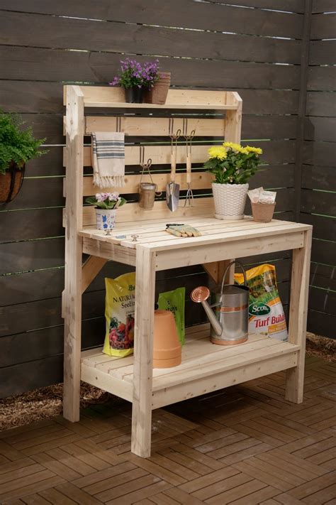 Simple 2x4 Potting Bench | Ana White