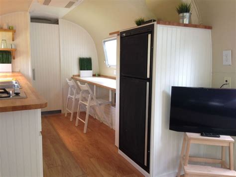 1973 Airstream Sovereign 31 Texas Austin