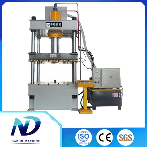 Heavy Duty Ton Four Column Hydraulic Press Machine With Travel