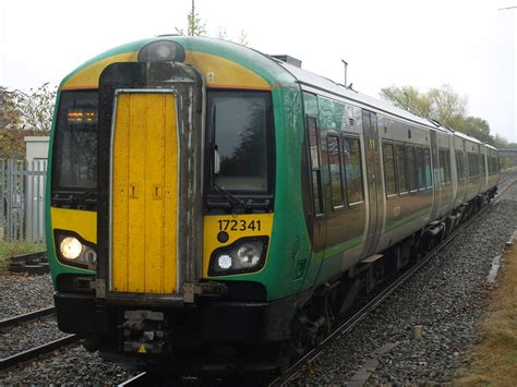 London Midland Class Turbostar Arrives At Hall Flickr