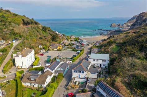 Gallery | Driftwood Spars in St Agnes Cornwall