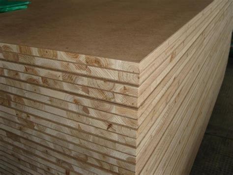 E Grade Pine Core Veneered Block Board Wall Panel Hardwood Block