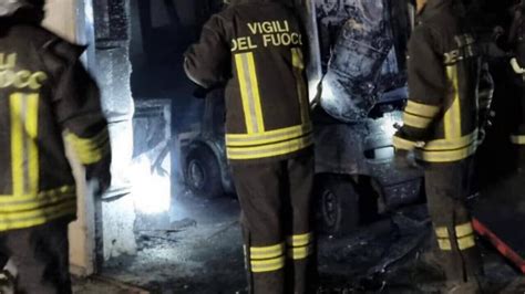 Mandriola Scoppia Incendio In Casa Morto Daniele Ballardini