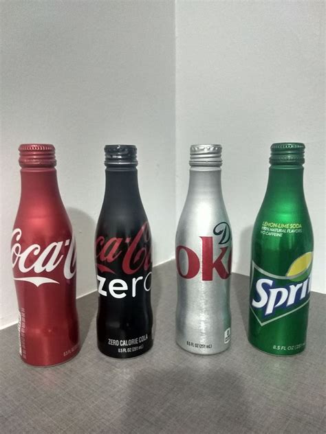 Coleção de Garrafas de Alumínio Coca Cola Vazias Produto Vintage e