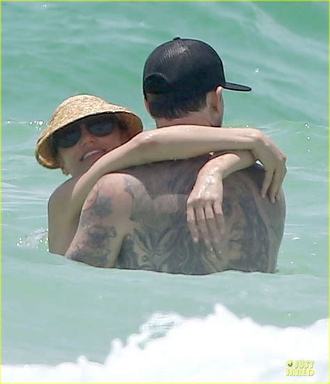 Bikini Clad Cameron Diaz Shirtless Benji Madden Let Sparks Fly At The Beach Photo