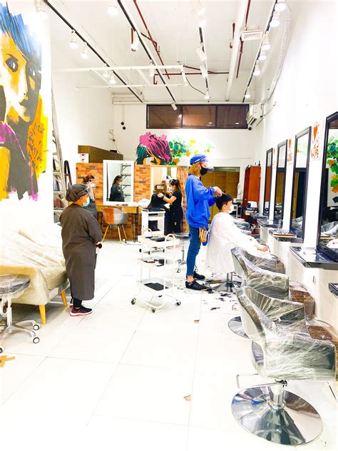 PRIMER EXCLUSIVE: Get FREE Treatments and Discounts at These Salons