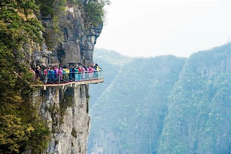 2023天门山玻璃栈道门票张家界天门山玻璃栈道游玩攻略天门山玻璃栈道游览攻略路线地址门票价格 【去哪儿攻略】