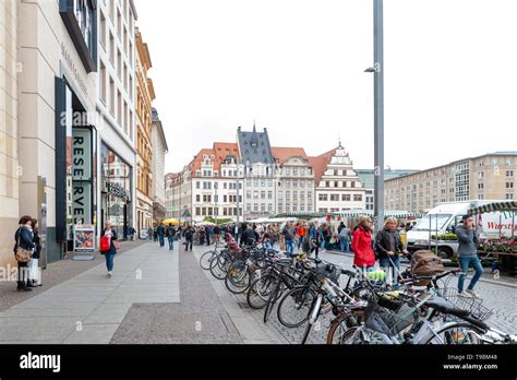 Leipzig Germany October 2018 Crowd At Marktplatz The Market Square