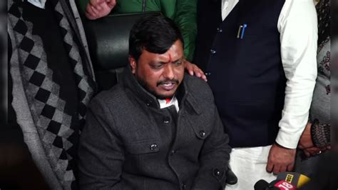 Manoj Sonkar Bjp S Manoj Sonkar Resigns From Chandigarh Mayor Post